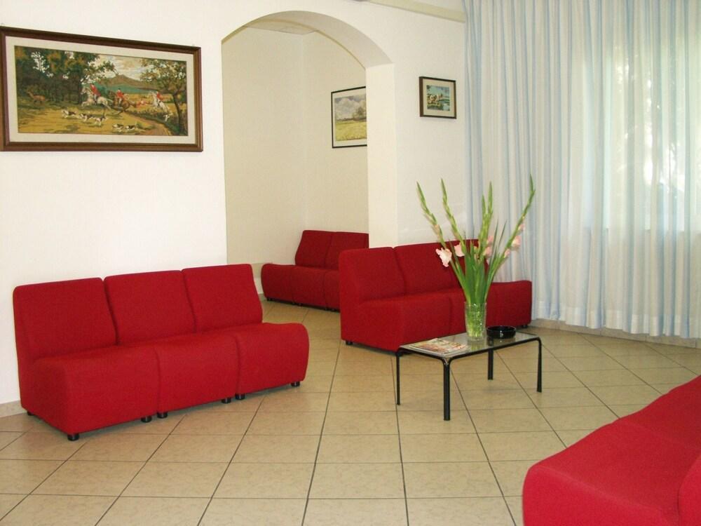 Hotel Trinidad Rimini Kültér fotó